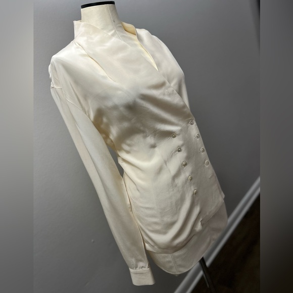 🔴SOLD🔴🌹Ann Taylor 100% Silk Mother of pearl buttons 8🌹 - Picture 2 of 9